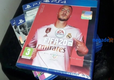 Ps4 Packed FIFA 20 CD